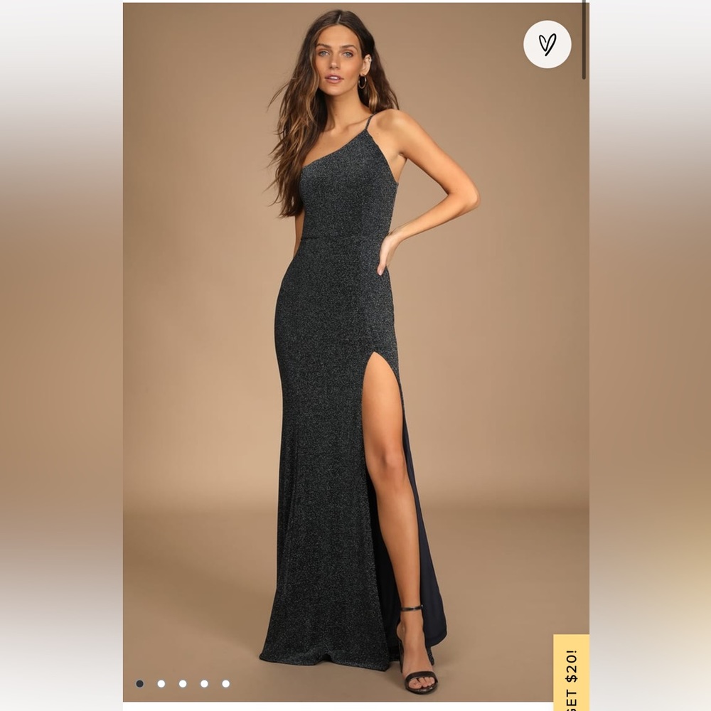 NWT Lulus formal long dress